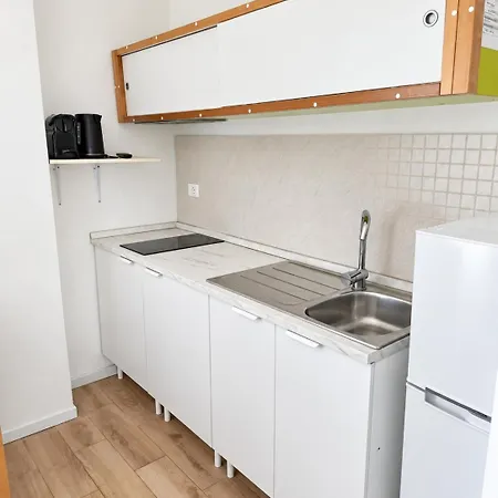 Happy Solutions Fiera 2 Apartment *